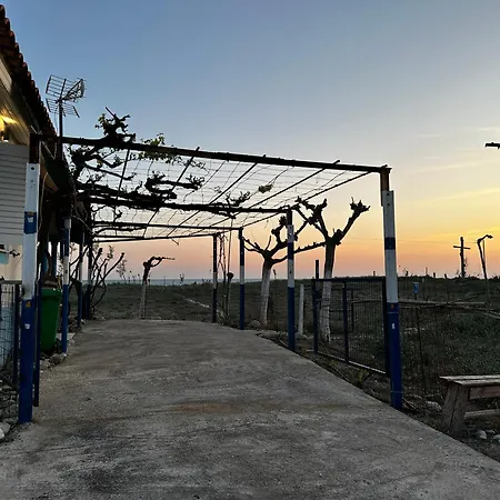 The Sea At Your Feet Landhaus Epitalio